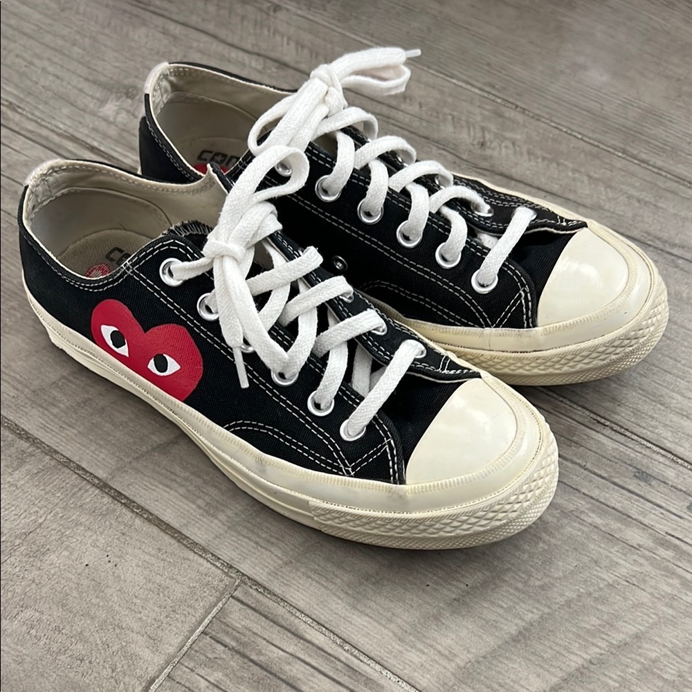 Comme Des Garcons PLAY
x Converse Unisex Chuck Taylor Lace Up Sneakers